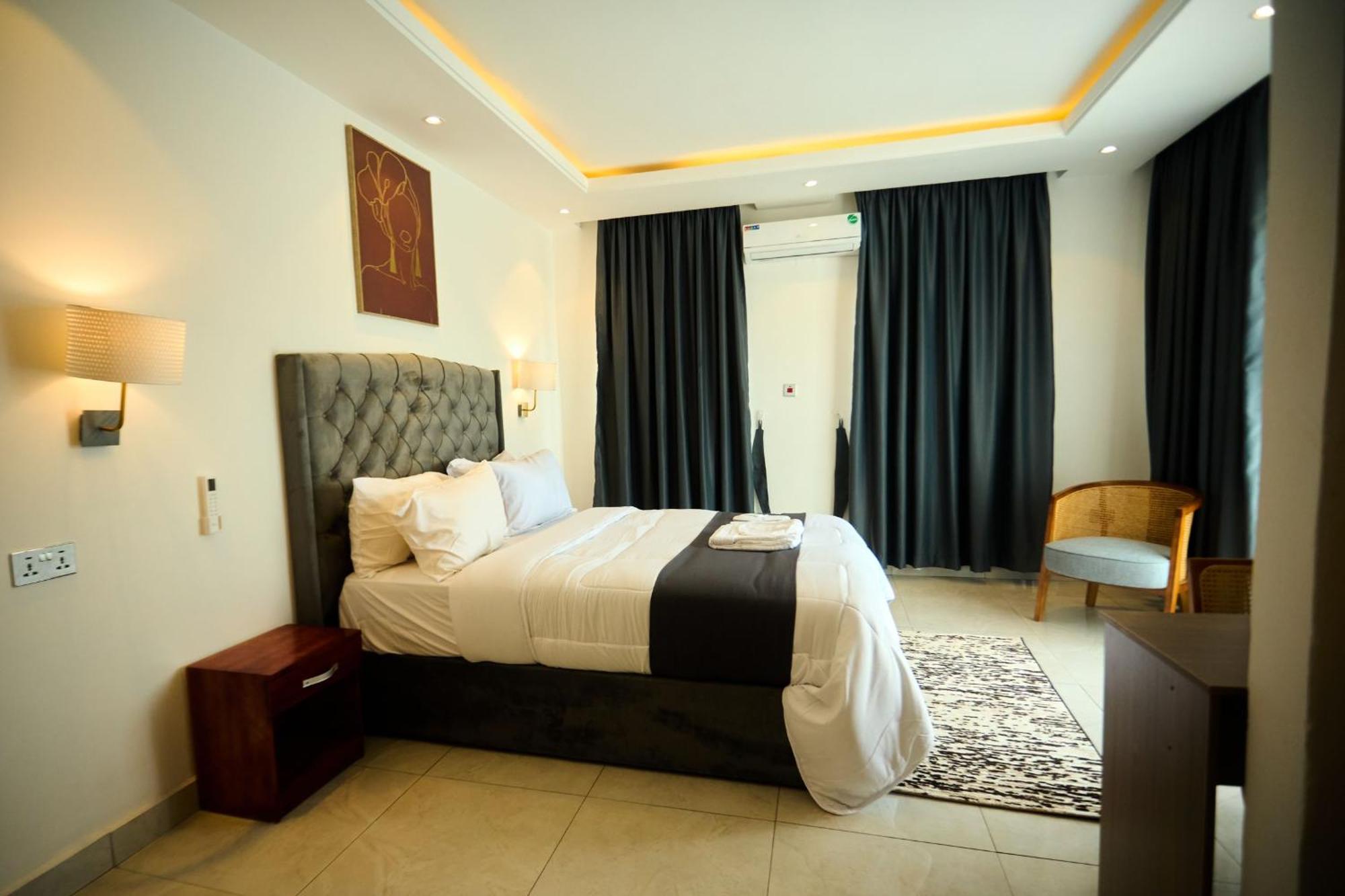 Aiden Homes And Apartments Hotel Koforidua 外观 照片