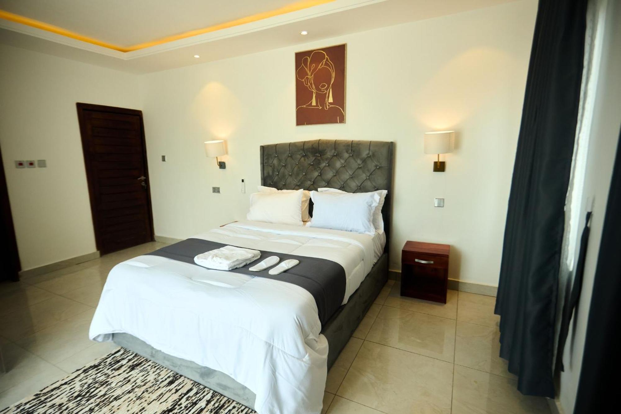 Aiden Homes And Apartments Hotel Koforidua 外观 照片