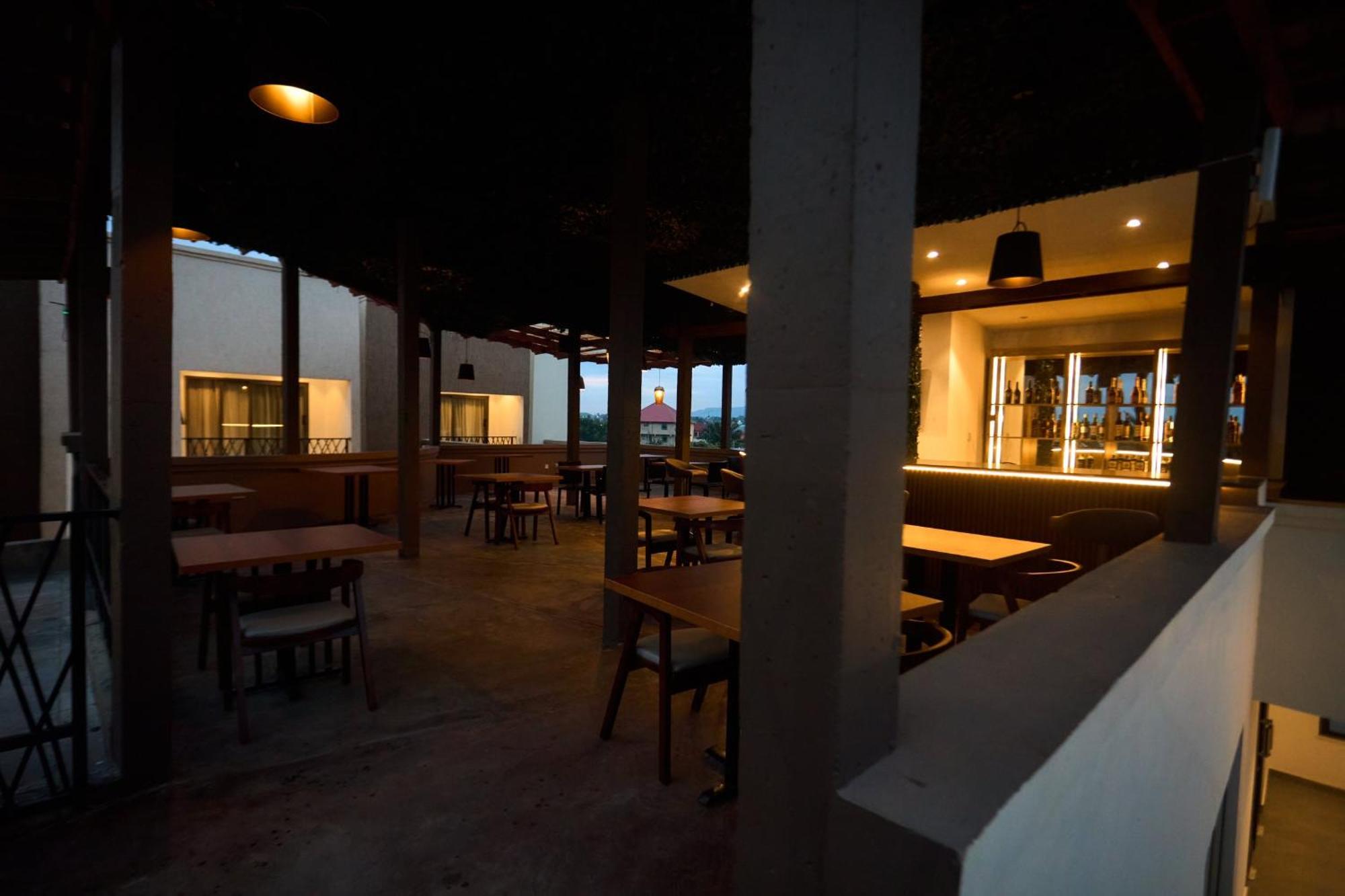 Aiden Homes And Apartments Hotel Koforidua 外观 照片