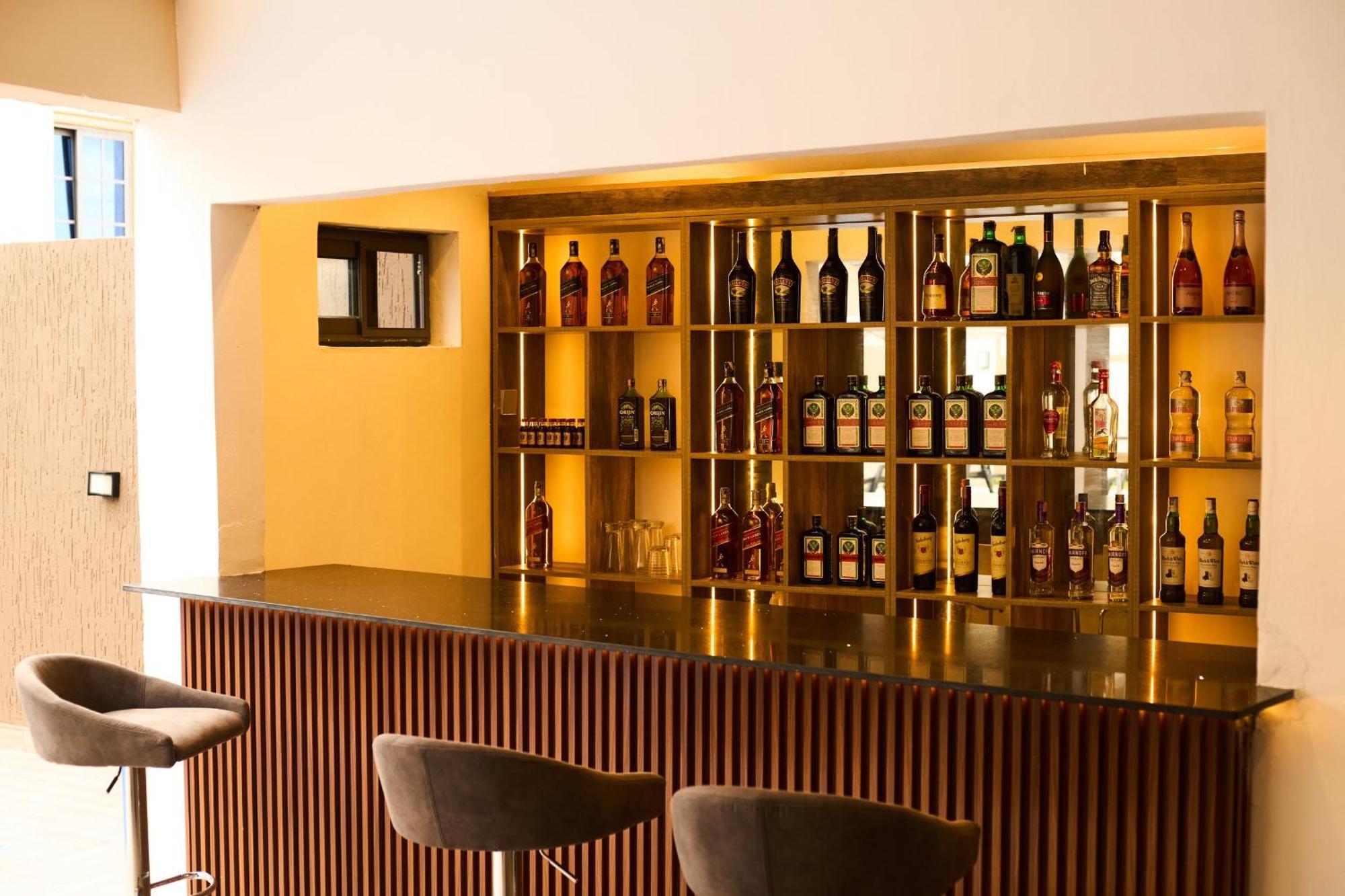 Aiden Homes And Apartments Hotel Koforidua 外观 照片