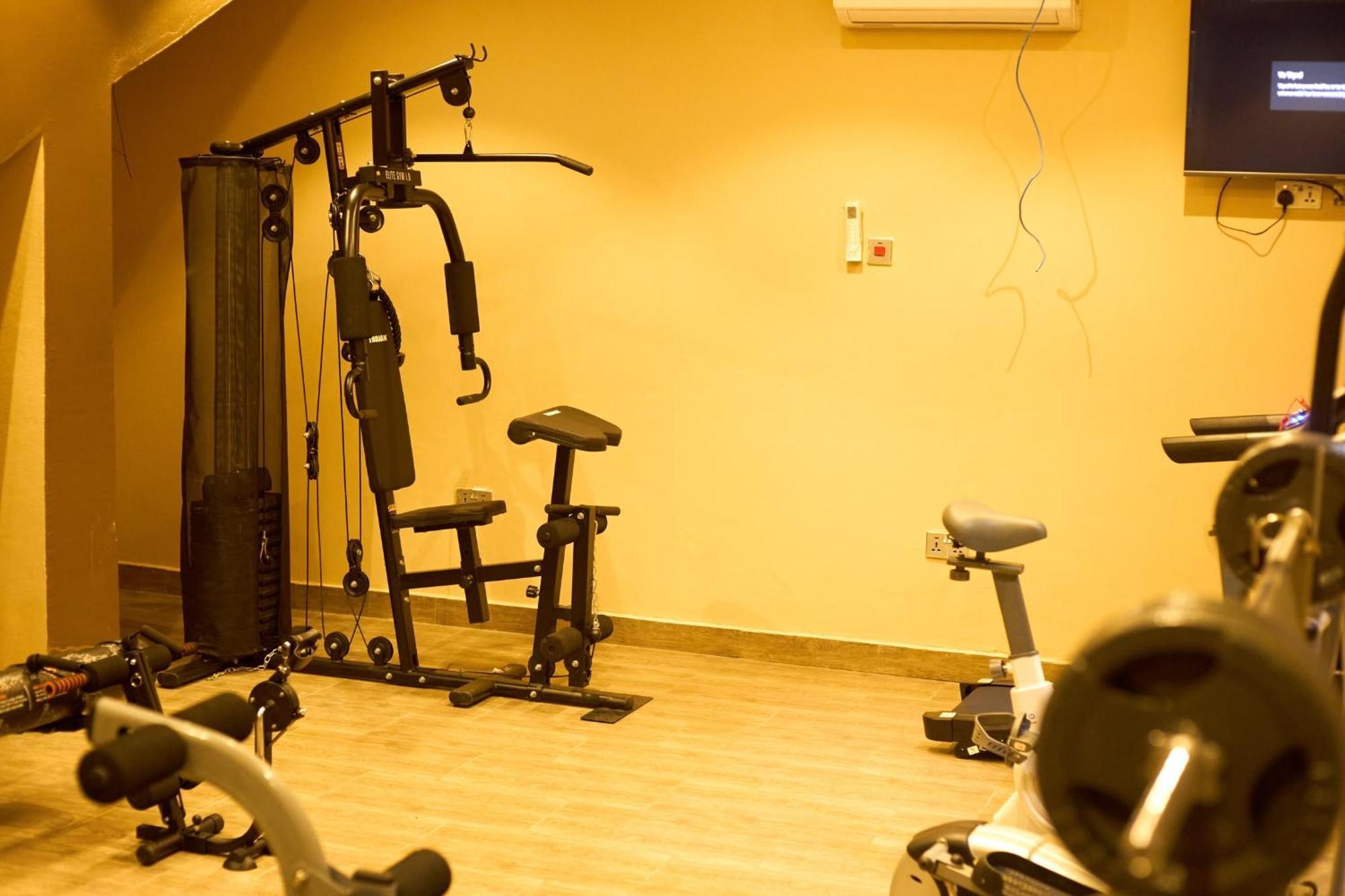 Aiden Homes And Apartments Hotel Koforidua 外观 照片
